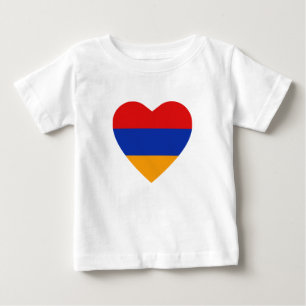 Armenia Flagga Heart T-Shirt