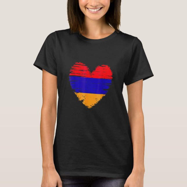 Armenia Heart Armenian Flag Armenian Pride T Shirt (Framsida)