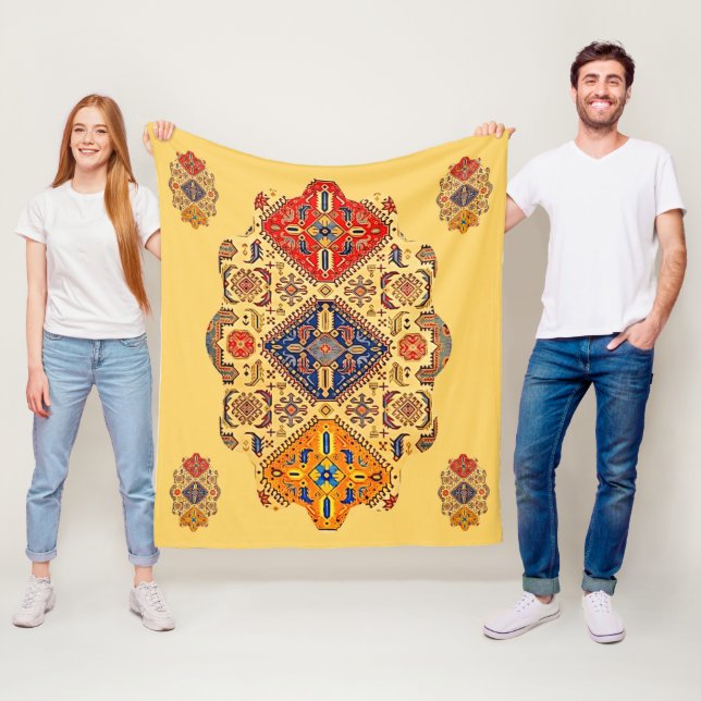 Armenian Folk Art Fleece Blanket (På plats)