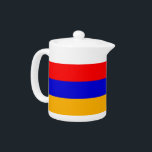 Armenisk Flagga Tekanna<br><div class="desc">Lägg lite armeniskt pride till din teinsamling med vår exklusiv tekanna som visar flagga Armenien! Denna tekanna, som utformats med stor noggrannhet, är inte bara en funktionell fråga utan en firande av Armeniens kulturarv och kulturella betydelse för riken. Den pulserande designen visningar på ett framträdande sätt den armeniska flagga, skapar...</div>