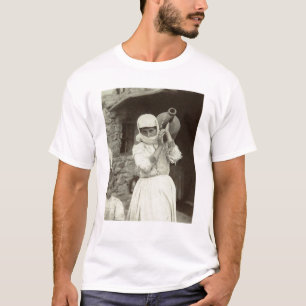 Armenisk landflicka, Yerevan Tee