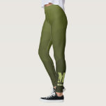 Arméns grönt, geometriskt nät mönster Monogram Leggings<br><div class="desc">Monogram Anpassa presenten till henne med din anpassningsbar i början och namn. Arméns grönt olivgradients geometriska maska mönster. Arméns övertoning av grönt, geometriska nät, trianglar av mönster, ombre. Arméns grönt mörk olivnyck för solmanövrering, kamera. Det härmar naturliga militära landskap, hårdhet, uthållighet, uthållighet. Jordens undertoner är kopplade till naturen, jordning. Symboliserar...</div>