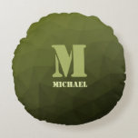 Arméns grönt, geometriskt nät mönster Monogram Rund Kudde<br><div class="desc">Monogram Anpassa presenten till honom med din anpassningsbar i början och namn. Arméns grönt olivgradients geometriska maska mönster. Arméns övertoning av grönt, geometriska nät, trianglar av mönster, ombre. Arméns grönt mörk olivnyck för solmanövrering, kamera. Det härmar naturliga militära landskap, hårdhet, uthållighet, uthållighet. Jordens undertoner är kopplade till naturen, jordning. Symboliserar...</div>