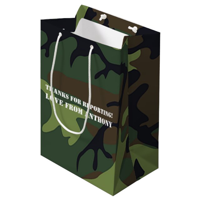 Armétema födelsedagsfest gäst (Framsidan Vinklad)