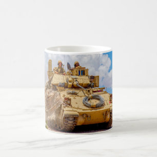ARMORED PERSONNEL CARRIER - M2 Bradley Kaffemugg