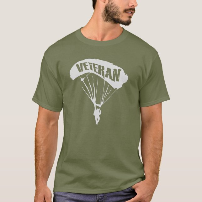Army Paratrooper Veteran T Shirt (Framsida)