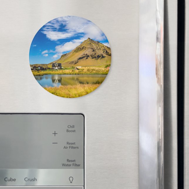 Arnarstapi Amtmansshus och berget Stapafell, Islan Magnet (In Situ (Fridge))
