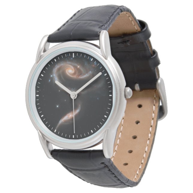 Arp 273 interagerande galaxer i Andromeda. Armbandsur (Vinklad)