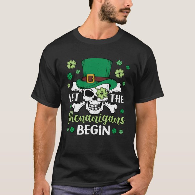 Arr ish Pirat Skull, låt shenanigans börja på St. T Shirt (Framsida)