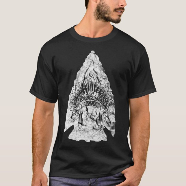 Arrowhad Hunter Native American Arrowhad Hunting T Shirt (Framsida)