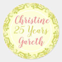 Årsdag med namn och antal år. runt klistermärke