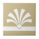 Art Deco Beige White Geometric Flower Inslag 06 Kakelplatta<br><div class="desc">Elegant,  vit konst,  dekorativ dekorativ keramisk platta på en beige bakgrundsdekorativ keramisk platta på den geometriska blomman inslag i stil. Slimmad chic,  perfekt för en modern eller konsthartrol från vintage stil insida.</div>