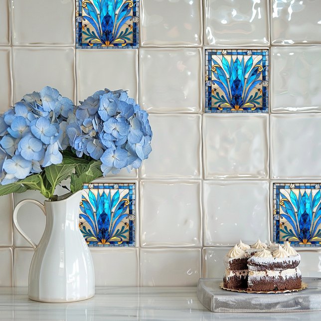Art Deco Blue White Guld Flower Petals Kakelplatta (Skapare uppladdad)