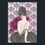 Art Deco Dam med Damask - BIANCA: Tea Time Poster<br><div class="desc">Vår vackra Bianca är klädd i en fullt kjol och hennes överdel har band som består av jevelsträngar. Hon håller en fläkt av fjädrar och sitter mot en bakgrund av en rik damm. Biancas hår är en massa krukor i ett fantastiskt skådespel som hålls i ställe med ett fläkt-format hårklipp....</div>