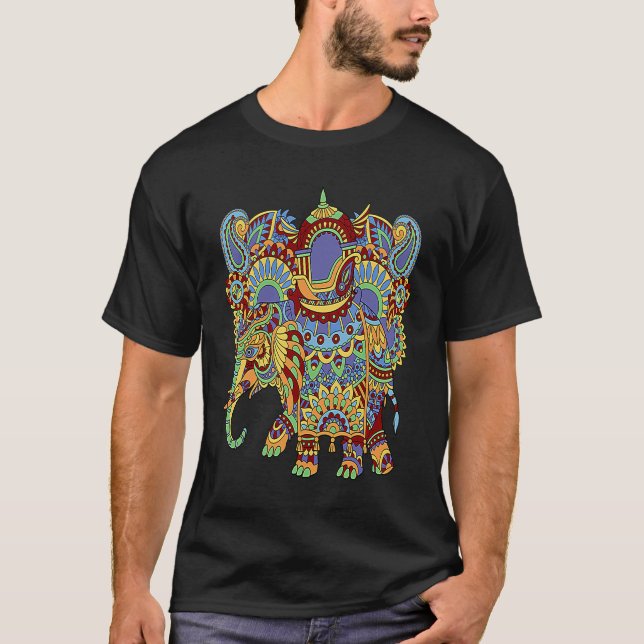 Art Deco Elephant Hathi Howda Soft Chakra Rainbow  T Shirt (Framsida)