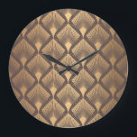 Art Deco Glamor: Golden Scales. Stor Klocka<br><div class="desc">Art Deco Mönster. Sömlös guldbakgrund. Skalar geometrisk design. Vintagens linjeutformning. 1920-30-talets motiv. Vintage av lyxen: Golden Art Deco Glamor i sjölösa Abundance. Raring 20 s Revived. Art Deco Elegance: Sömlös gyllene Geometric Dance. bakgrund, mönster, abstrakt, illustration, dekoration, papper, vintage, guld, retro, sömlös, geometrisk, lyx, snöre, linjer, ornament, gradient, form, geometri,...</div>