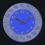 Art Deco Guld Blue Grekiska Nyckel Gräns DIY Backg Stor Klocka<br><div class="desc">Art-Deco Guld Blue Grekiska Nyckel Gräns, Guld Markers Wall Clock, välj din egen Färg DIY-bakgrund En klassisk konst deco guld gräns på en Do It You Färg Choice-bakgrund (till att börja med Grekiska blå). Siffermarkörerna är också ett guld färg. Observera att detta är en digitalt skapat grafisk design som överförs...</div>