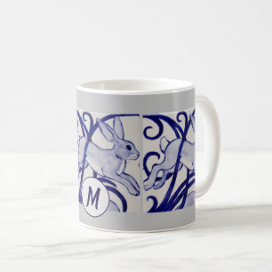 Art Deco-kanin Hare Blue White Grått Monogram Kaffemugg