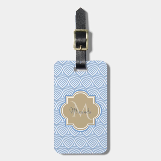 Art Deco Light Blue Fish Scales Tan Monogram Namn Bagagebricka (Vertikal Framsida)