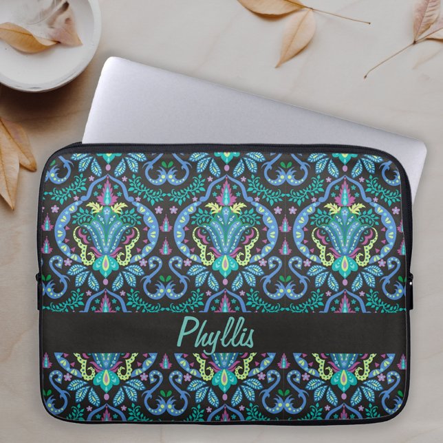 Art Deco Modern Black Turcos Namn Personlig Laptop Fodral (Modern Damask in Turquoise, Teal and Black pattern with name personalized across a laptop case)