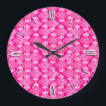 Art Deco Tapet Mönster, Fuchsia Rosa Stor Klocka<br><div class="desc">Art Deco geometric tapet mönster i fuchsia rosa,  ljus rosa och röd med kräm på djup fuchsia rosa bakgrund</div>