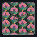 Art Deco Tropical Toucans och ananas Fyrkantig Klocka<br><div class="desc">Behålla i tropiska stil med denna exotiska toucan- och ananasmönstrad klocka - perfekt för starkt,  djärvt insida.</div>