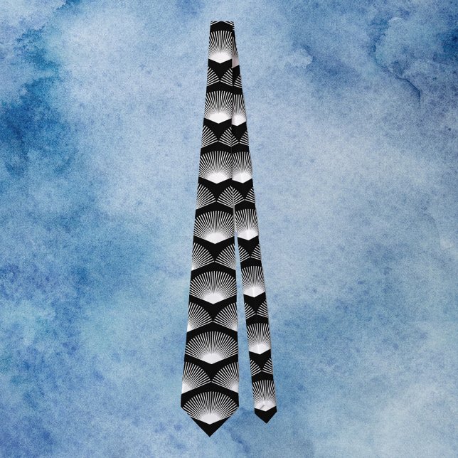 Art Deco White Fläkt Mönster Black Slips (A tie with an art deco white fan pattern on a black background.)