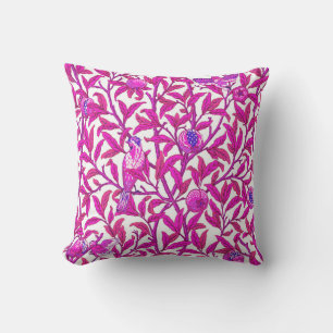 Art nouveau Bird and Pomegranate, Fuchsia Rosa Kudde