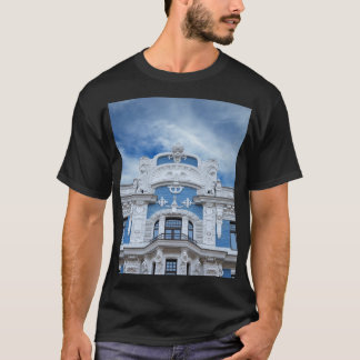 Art nouveau Fragment: Rigas arkitektoniska detalje T Shirt