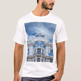 Art nouveau Fragment: Rigas arkitektoniska detalje T Shirt
