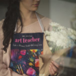 Art Teacher | Som en normal lärarmonogram<br><div class="desc">Ett trendig i monogramformat med stort typsnitt och mönster-bakgrund i fetstil. Klassi och mode den här plattan gör perfekt konst-klassrummet åtskilt. Berätta för ditt barns lärare hur mycket han eller hon har betytt för både dig och ditt barn. din tacksamhet med en personlig lärarkänslogåva. Perfekt för din favoritlärare i klass...</div>