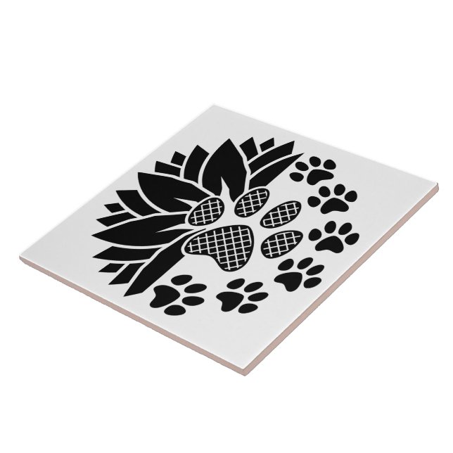 Artful Paw Print Tile Design With Nature Elements Kakelplatta (Sidan)