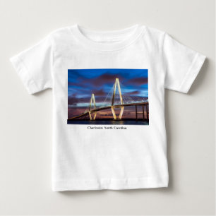 Arthur Ravenel Bridge på natten T Shirt
