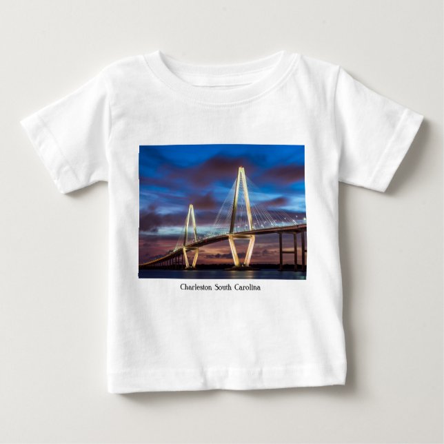 Arthur Ravenel Bridge på natten T Shirt (Framsida)
