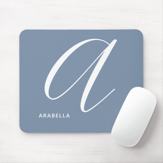 Artully Monogrammad Script Brev A Blue Musmatta (Med mus)