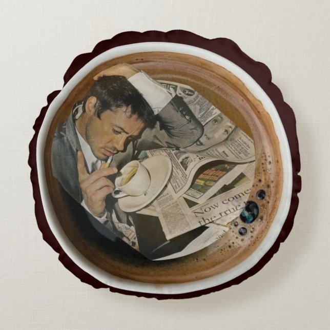 Arty Valentine Gift Collection- Decadent Noir  Rund Kudde (Framsidan)