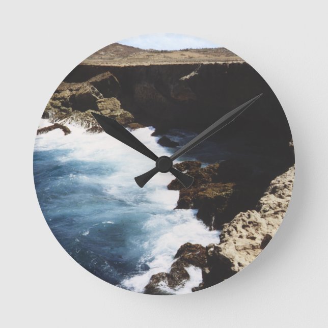 Aruba Oceanen kraschar på Sten Rund Klocka (Framsida)