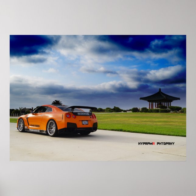 ’Ascend’ Nissan GT-R35 Bursting through Poster (Framsidan)