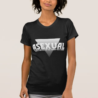 Asexual: Det finns mer av oss, än du tänker T-shirt