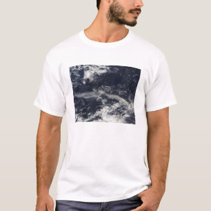 Ash Plume från Soufriere Backe, Montserrat T-shirt