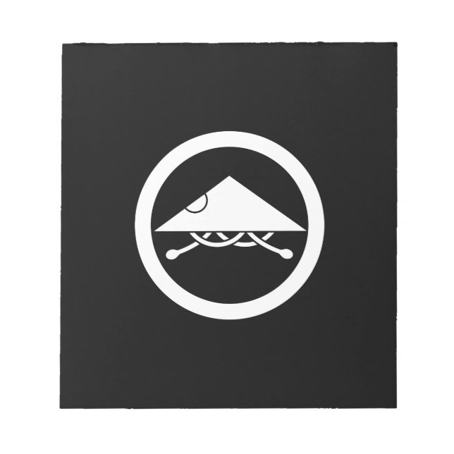 Ashigaru helmet på cirkel anteckningsblock (Framsida)