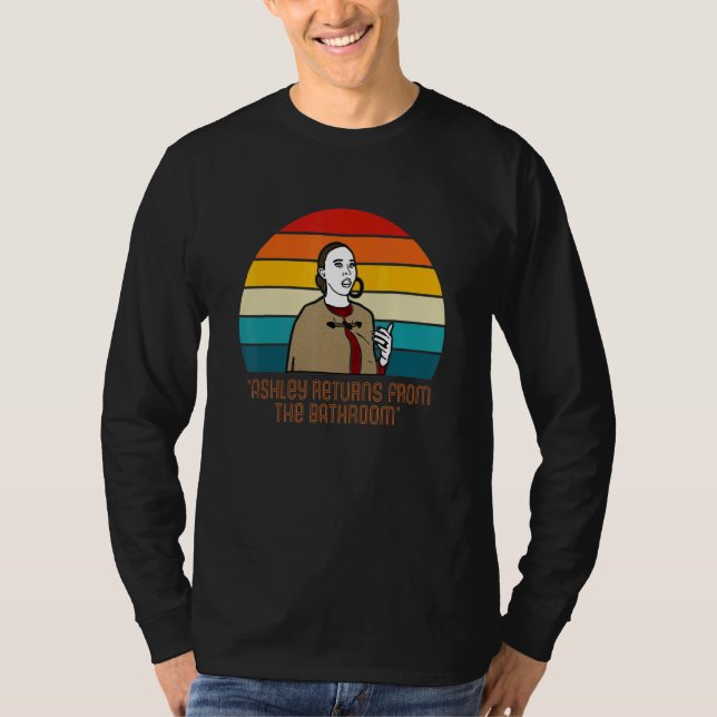 Ashley återvänder från badrumskläder t shirt (Framsida)