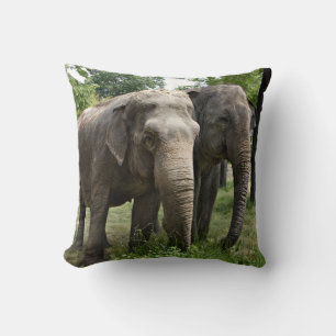Asian Elephants Side by Side Kudde