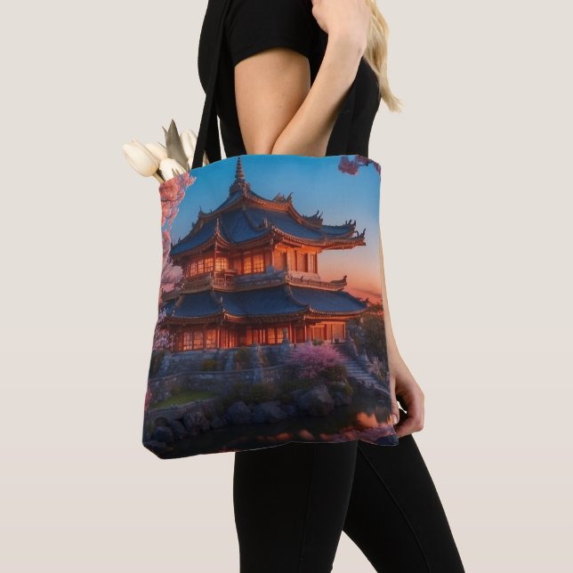 Asiatisk slott av Garden Sunset Tygkasse (Närbild)
