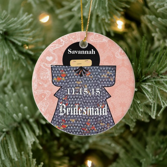 Asiatiska Kimono Birdesmaid ger Rosor Julgransprydnad Keramik (Träd)