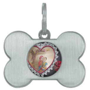 Asiatiskt par i Bröllop på hjärtskärande tecknings ID-bricka Husdjur