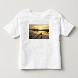 Asien, Burma (Myanmar) Sänkt fiskebåt Tee Shirt