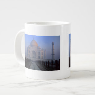 Asien; Indien; Agra. Taj Mahal. Jumbo Mugg