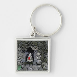 Asien, Indonesien, Bali. En Buddha-helgedom Fyrkantig Silverfärgad Nyckelring