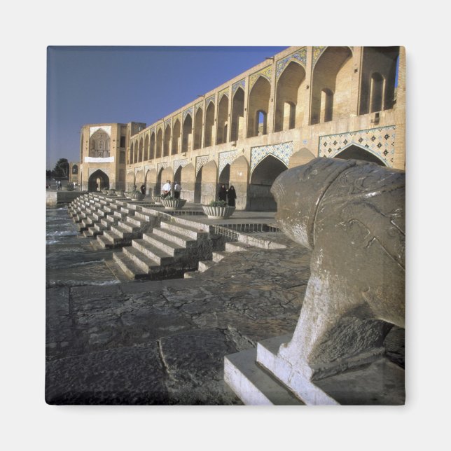 Asien, Iran, Isfahan. Pol-e Khaju-bron. Magnet (Framsidan)